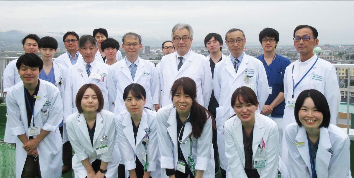 楽天ブックス: 症例を診て問題を解いて学ぶ自治医科大学内科研修